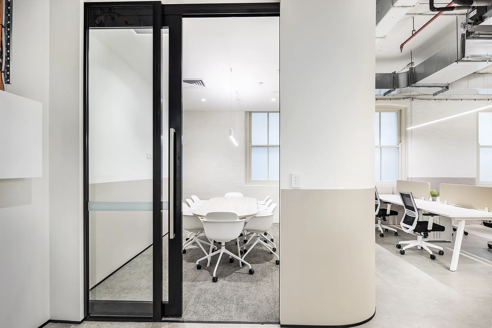1_OFFICE_2
